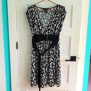 JFW black white V neck sleeveless dress Just For Wraps Spring Summer